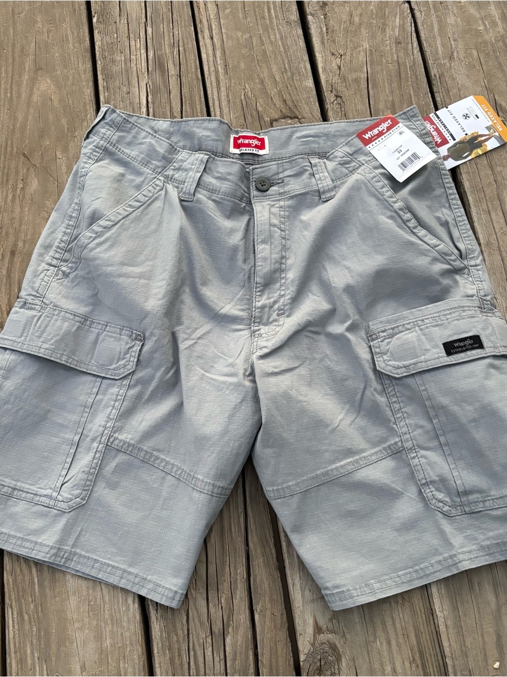 Wrangler Light Gray Men's Cargo Shorts